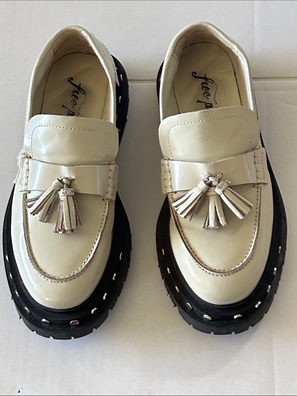 FREE PEOPLE TEAGAN LEATHER TASSEL LOAFERS SZ 6